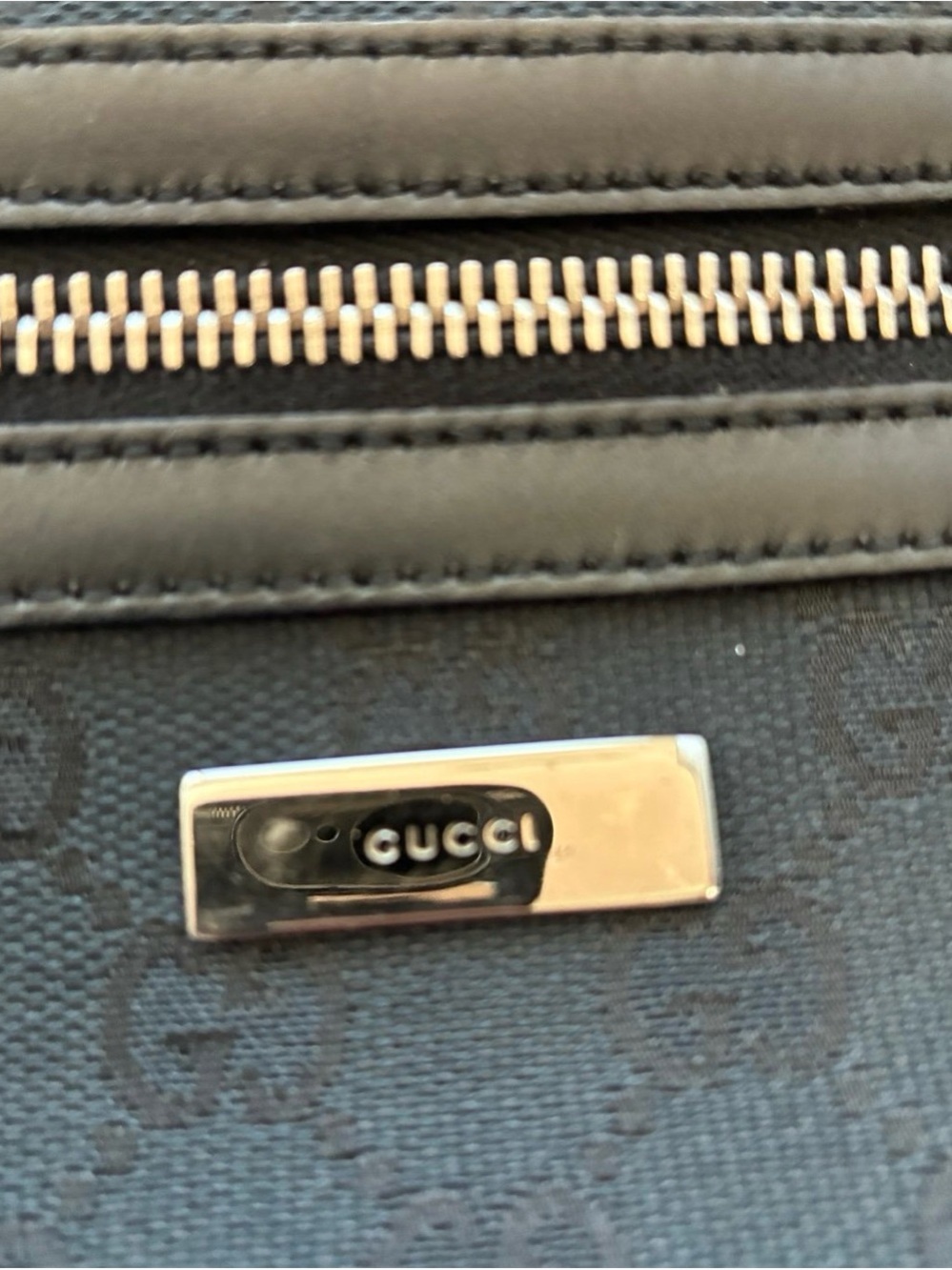 Gucci Black Logo Shoulder Bag with Silver Hardware Baguette Pochette - Picture 11 of 11